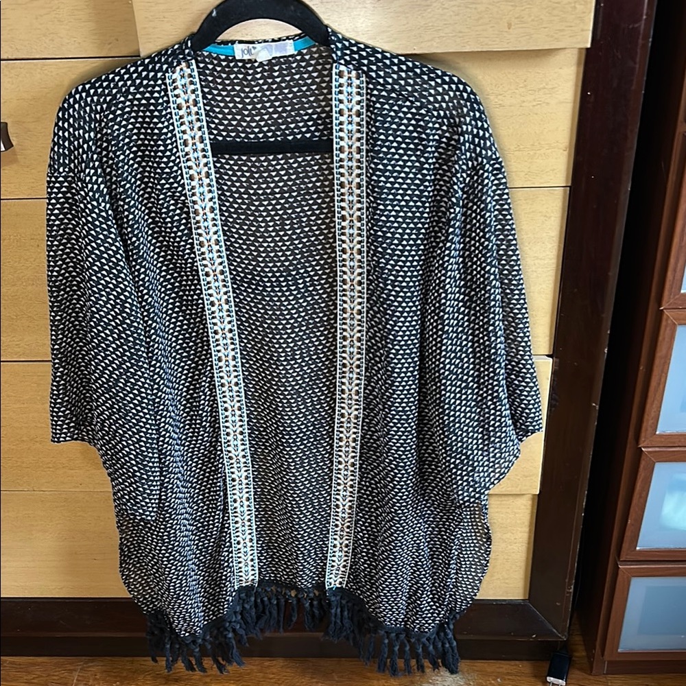 Jolt Black and White Patterned Garment kimono size large